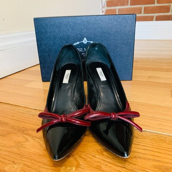 PRADA Black Patent Leather Heels With Maroon Bow, Size 41 US 11 - Picture 3 of 16